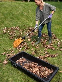 Gardener's Summer Sled And Cover -Garden Care Shop 8611047 025 tif 1