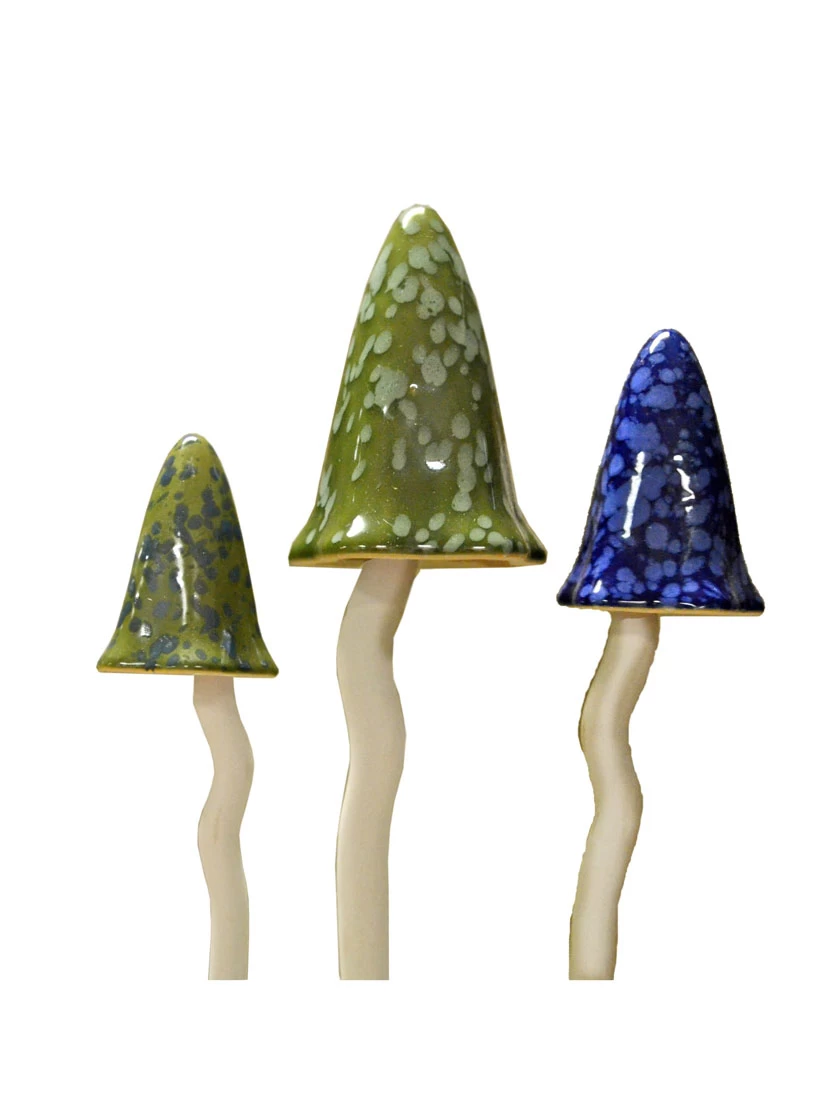 Potting Shed Tinkling Toadstool Sculptures, Set Of 3 8 Potting Shed Tinkling Toadstool Sculptures, Set Of 3 - Image 6